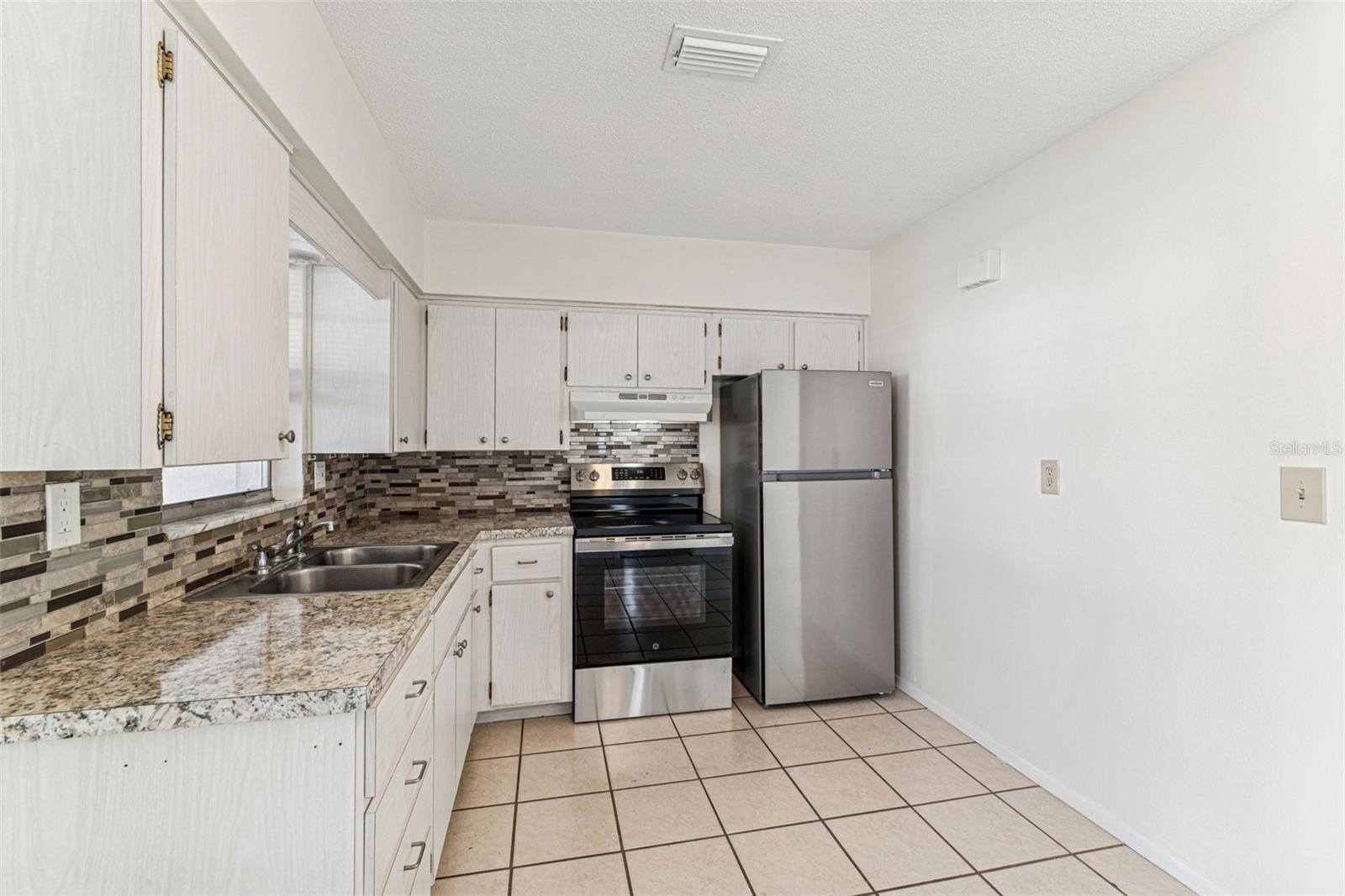 Image 15 of 75 For 822 3rd Avenue Nw