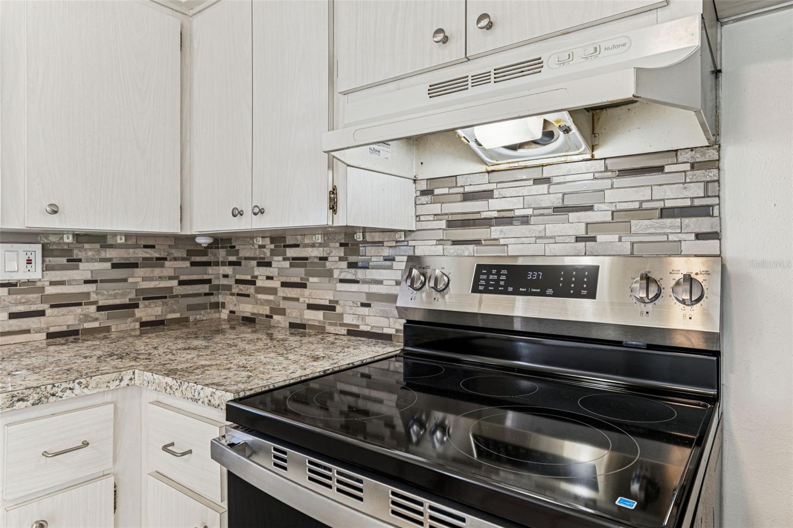 Image 20 of 75 For 822 3rd Avenue Nw