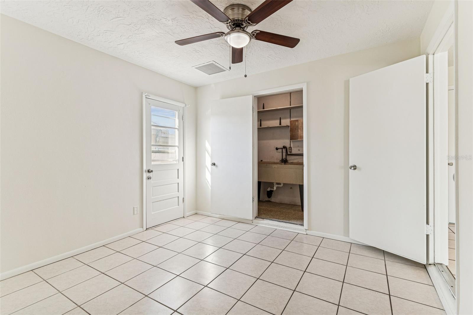 Image 27 of 75 For 822 3rd Avenue Nw