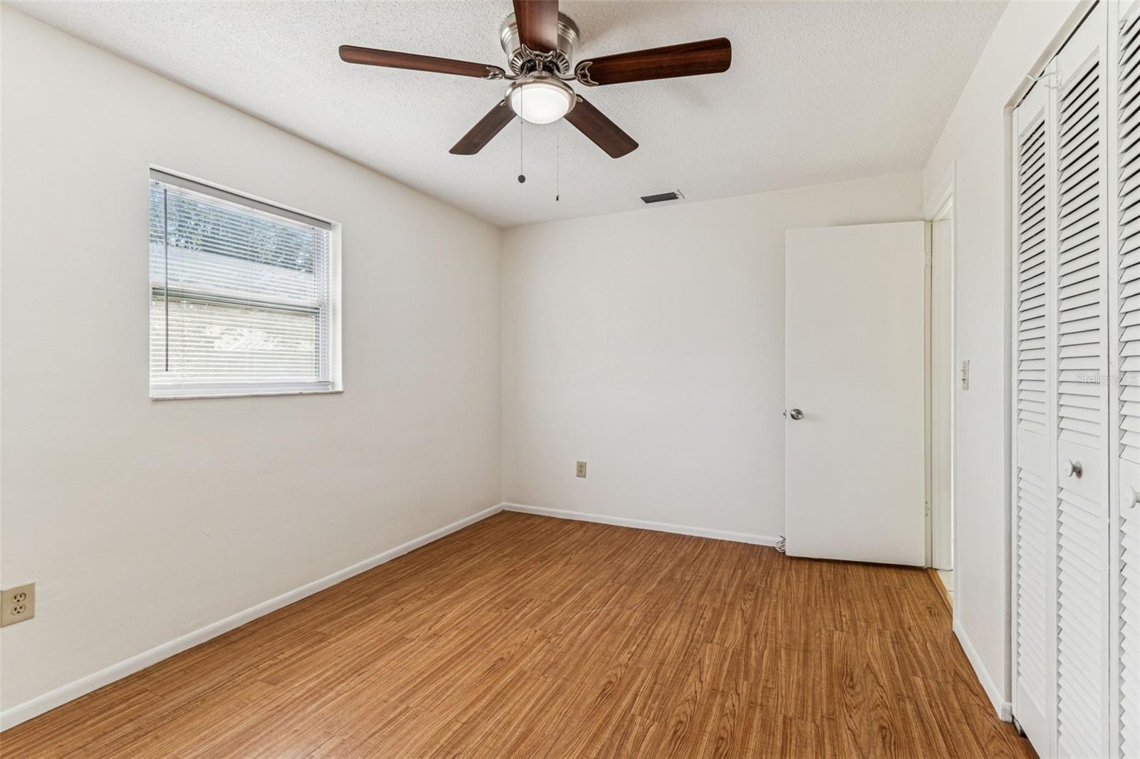 Image 33 of 75 For 822 3rd Avenue Nw