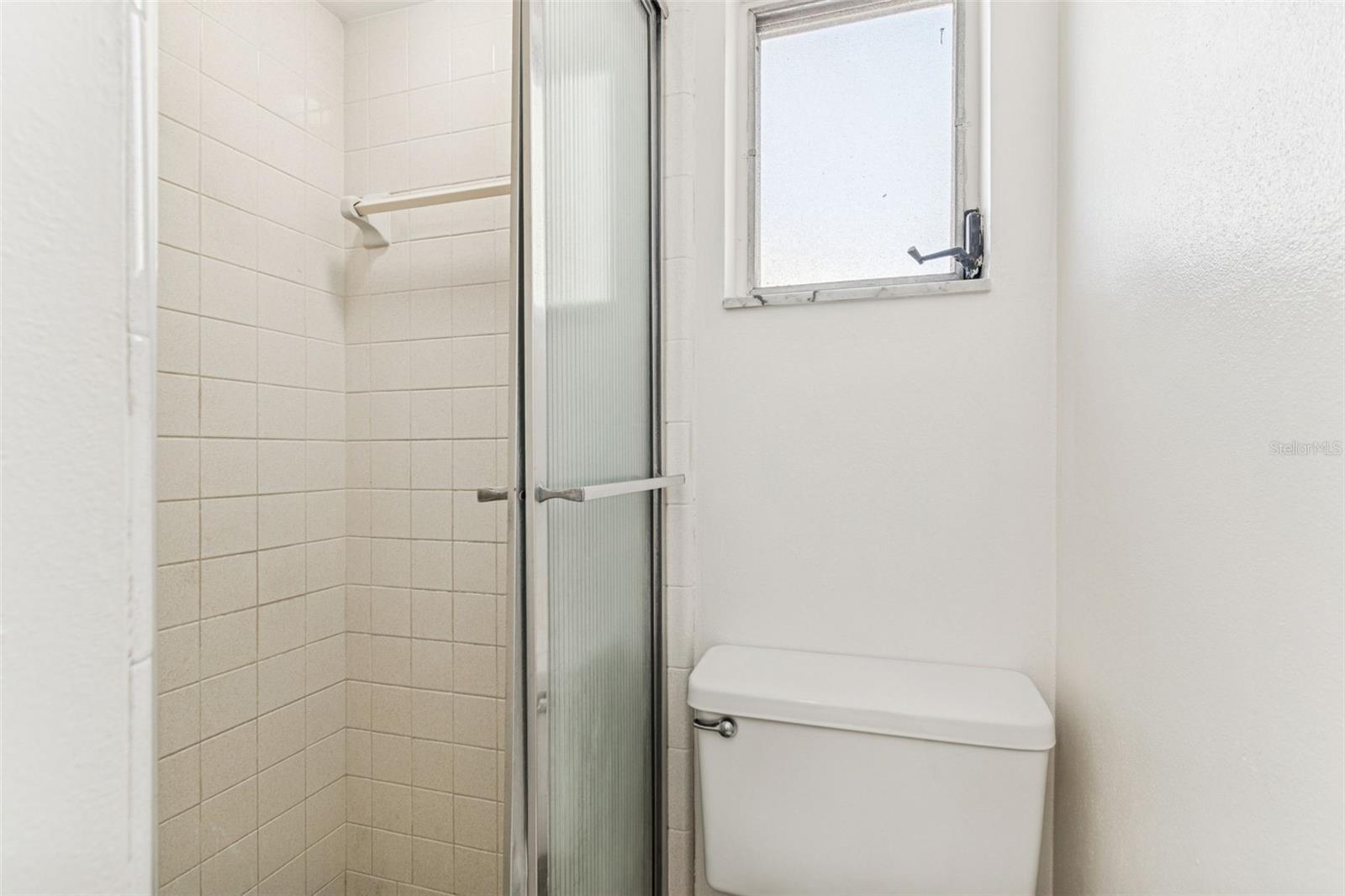 Image 49 of 75 For 822 3rd Avenue Nw