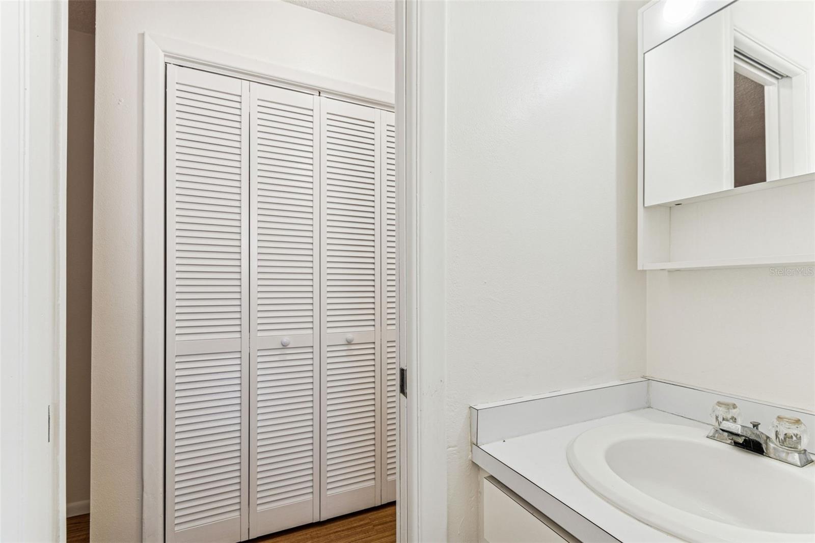 Image 50 of 75 For 822 3rd Avenue Nw