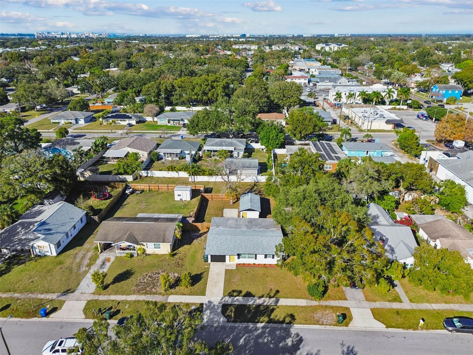 Image 74 of 75 For 822 3rd Avenue Nw