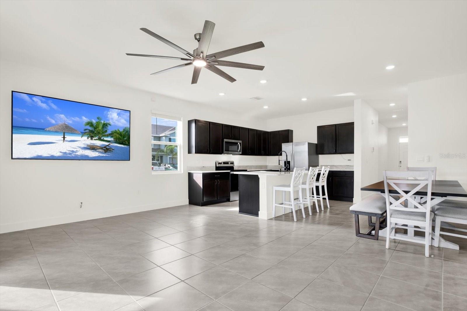 Image 11 of 52 For 33018 Frosted Clover Way