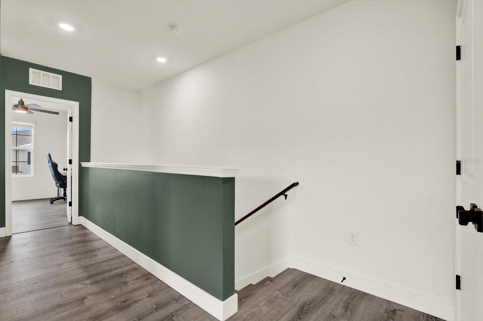 Image 15 of 52 For 33018 Frosted Clover Way