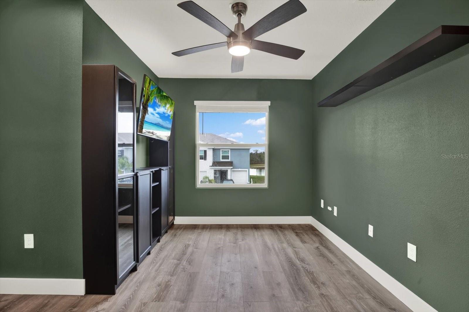 Image 16 of 52 For 33018 Frosted Clover Way