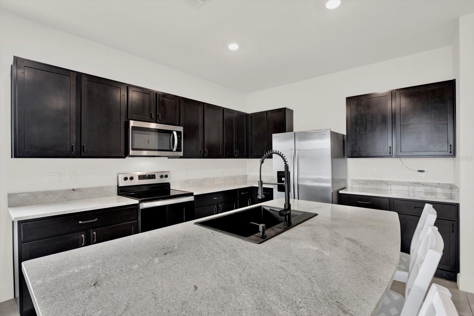 Image 8 of 52 For 33018 Frosted Clover Way