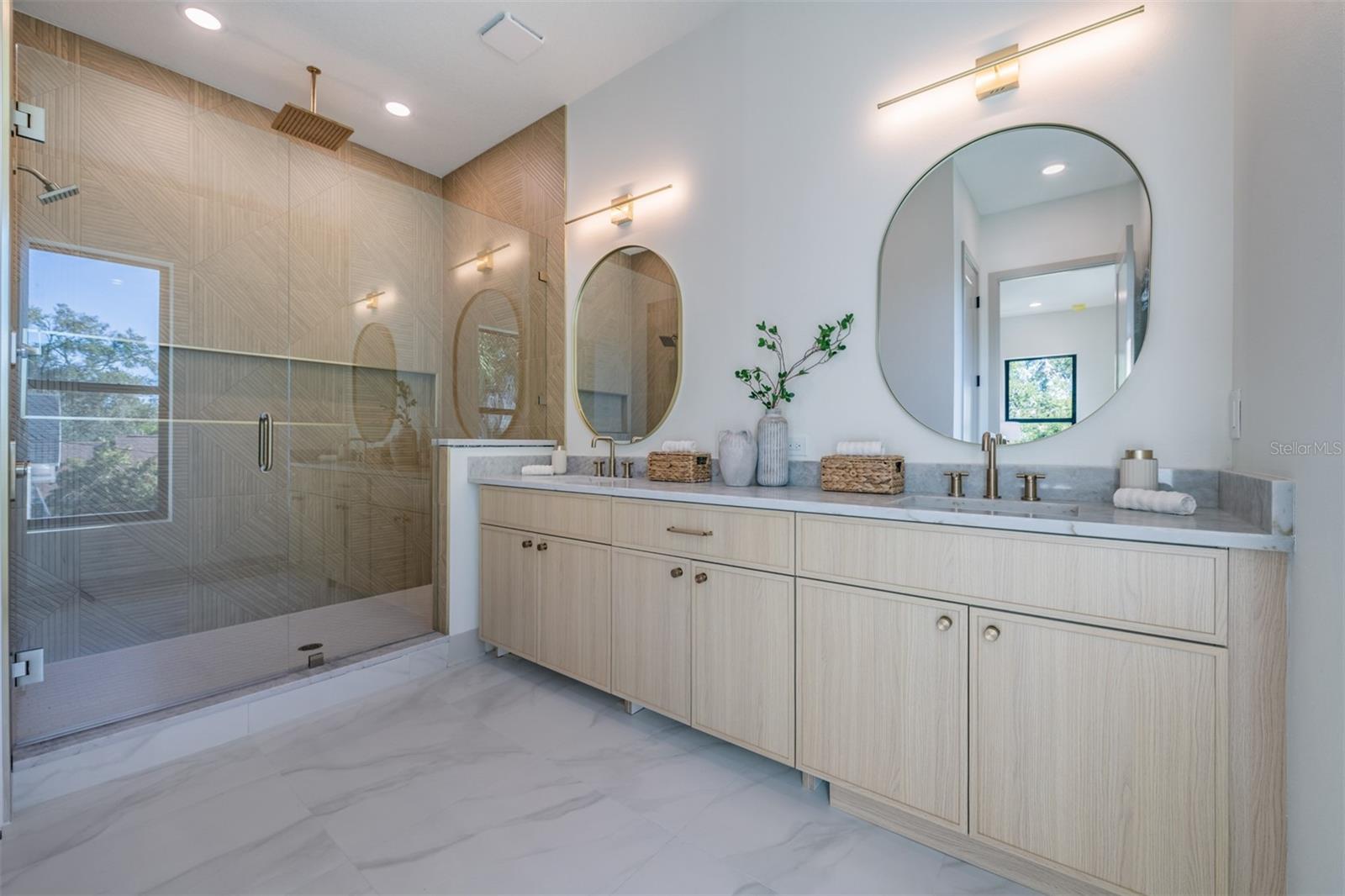 Image 10 of 18 For 3304 Highland Avenue