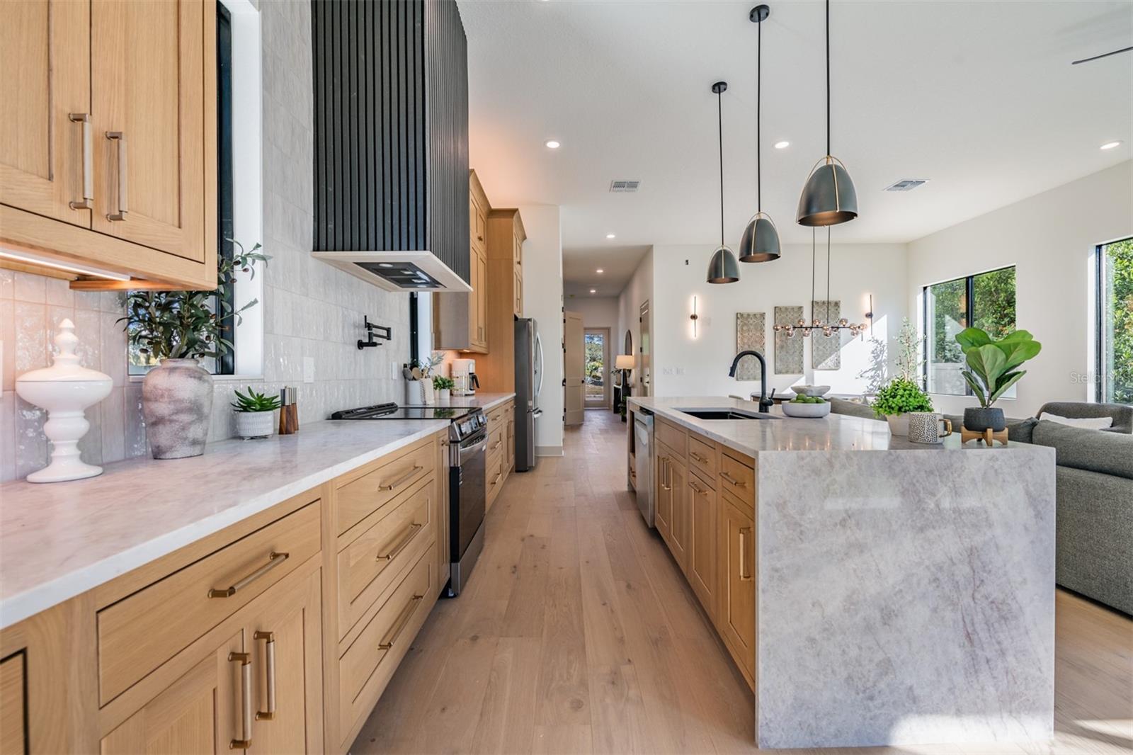 Image 7 of 18 For 3304 Highland Avenue