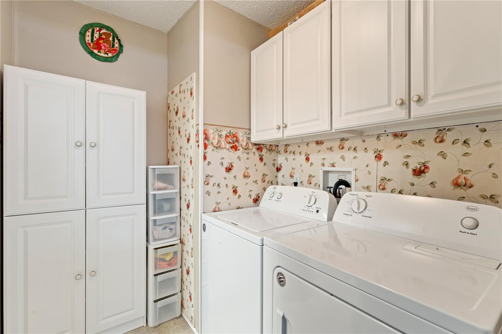 Image 29 of 50 For 6136 Ridgeway Drive