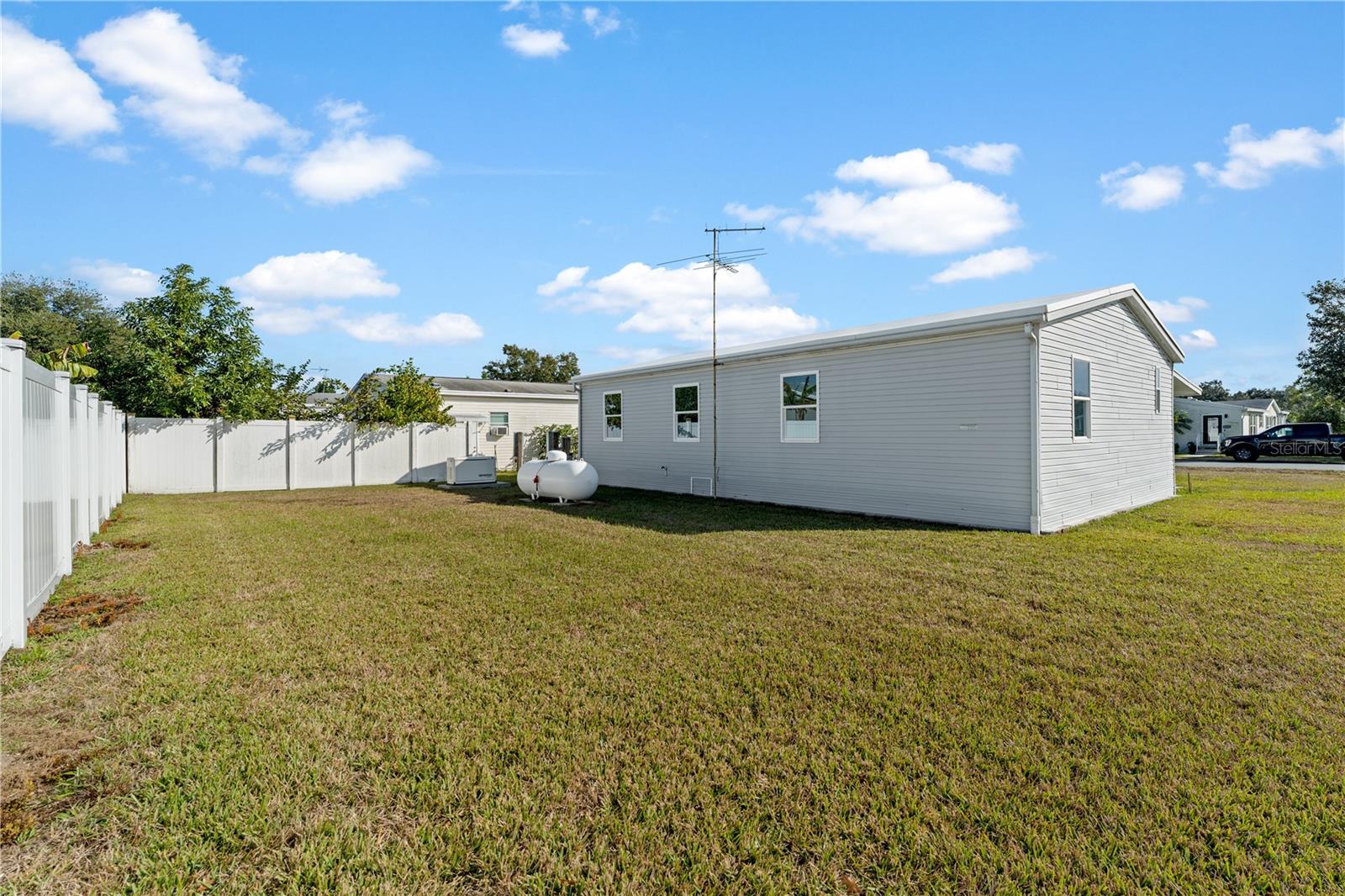 Image 32 of 50 For 6136 Ridgeway Drive