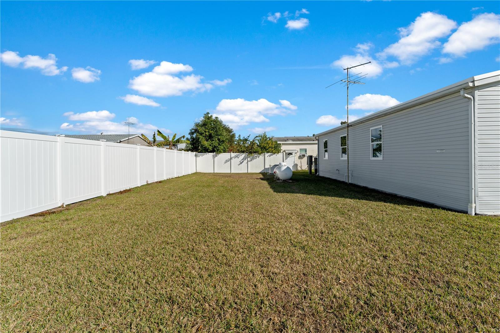 Image 33 of 50 For 6136 Ridgeway Drive