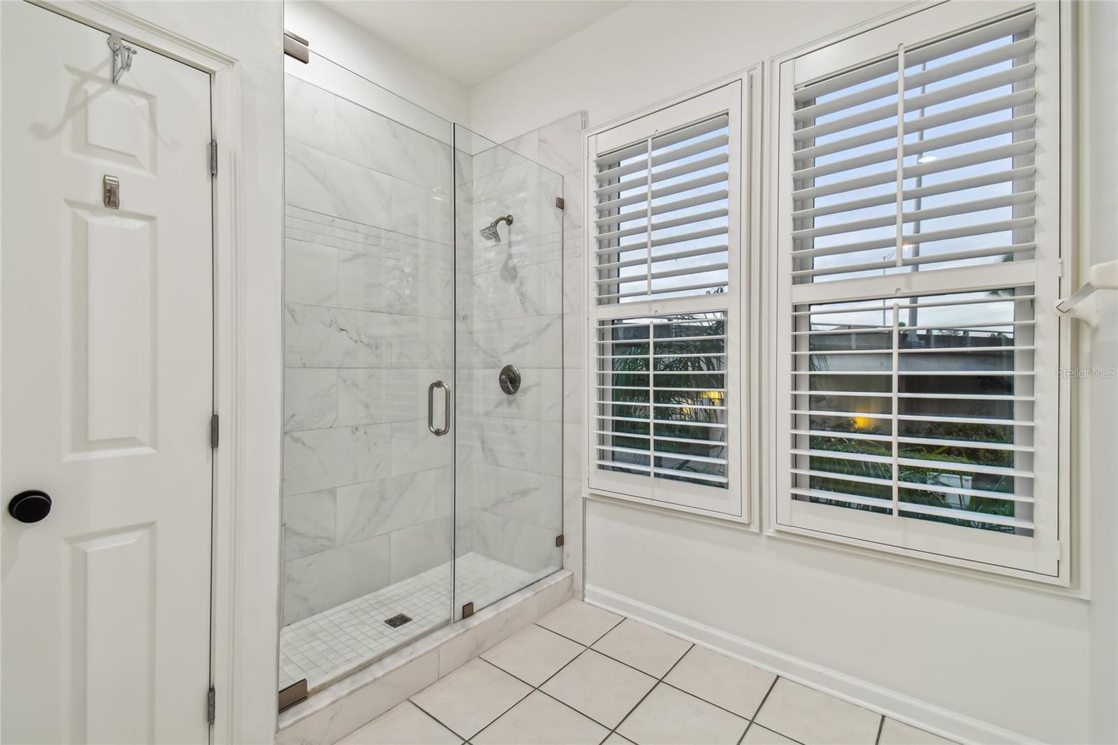 Image 37 of 72 For 701 Packwood Avenue