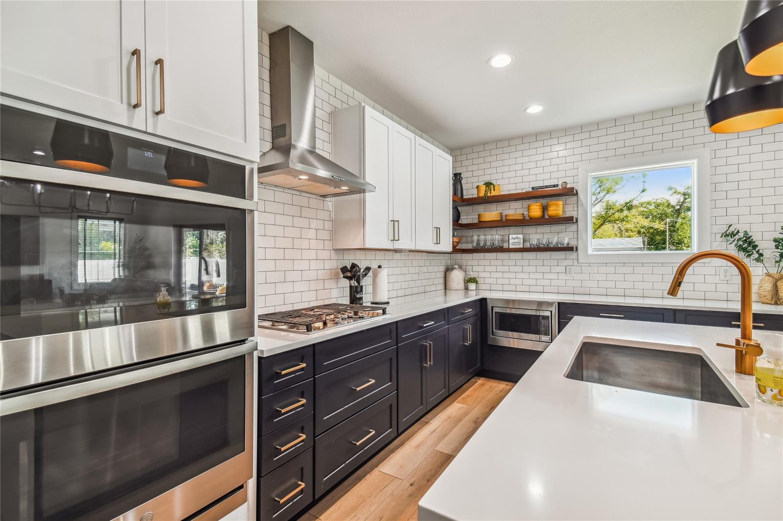 Image 16 of 54 For 4119 Boulevard