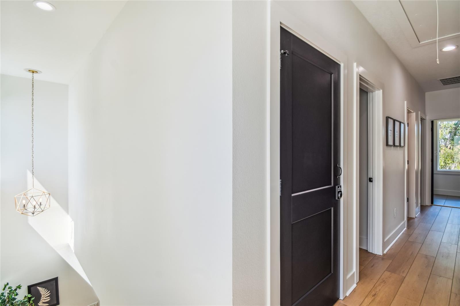 Image 31 of 54 For 4119 Boulevard