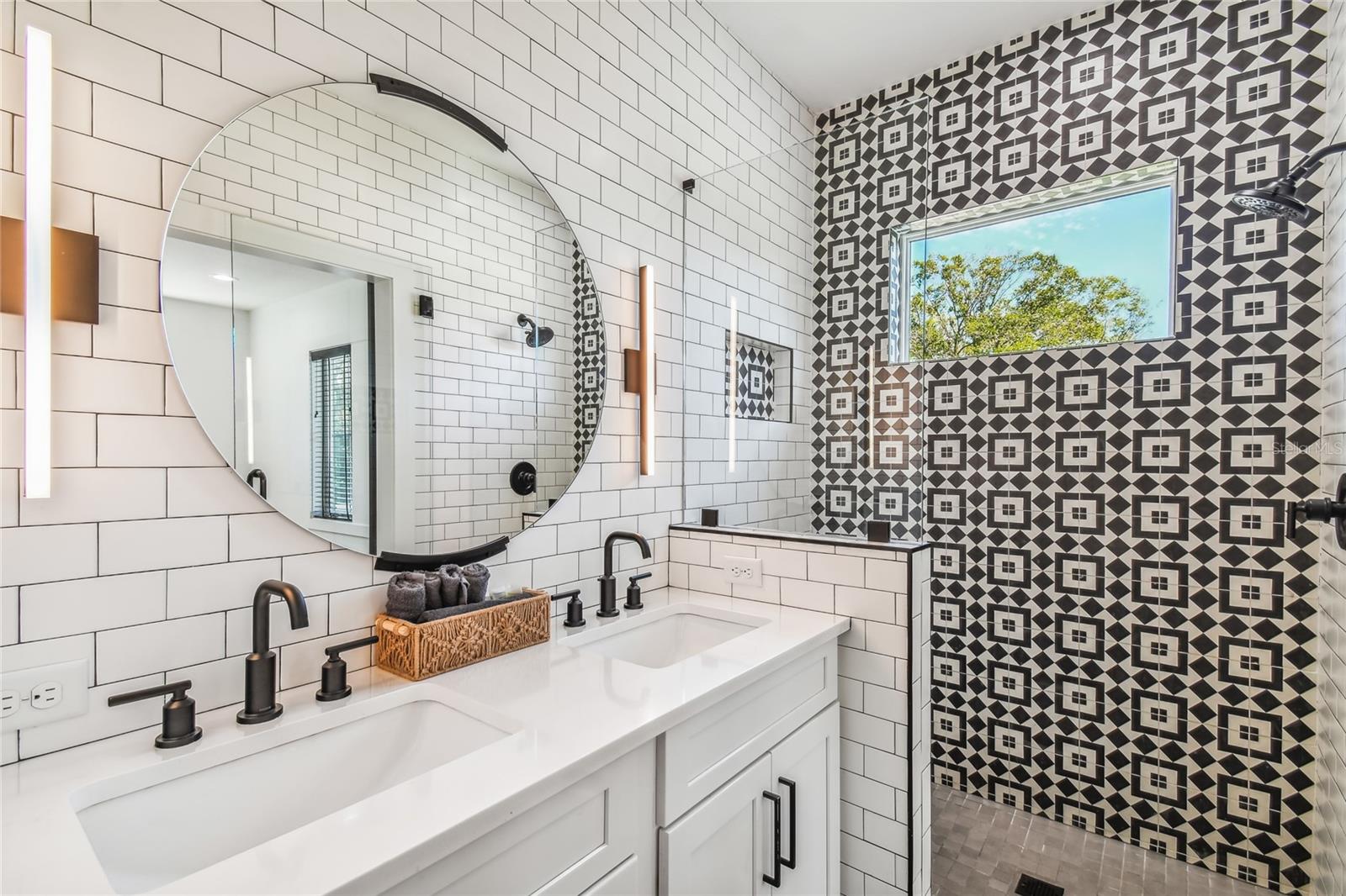 Image 49 of 54 For 4119 Boulevard