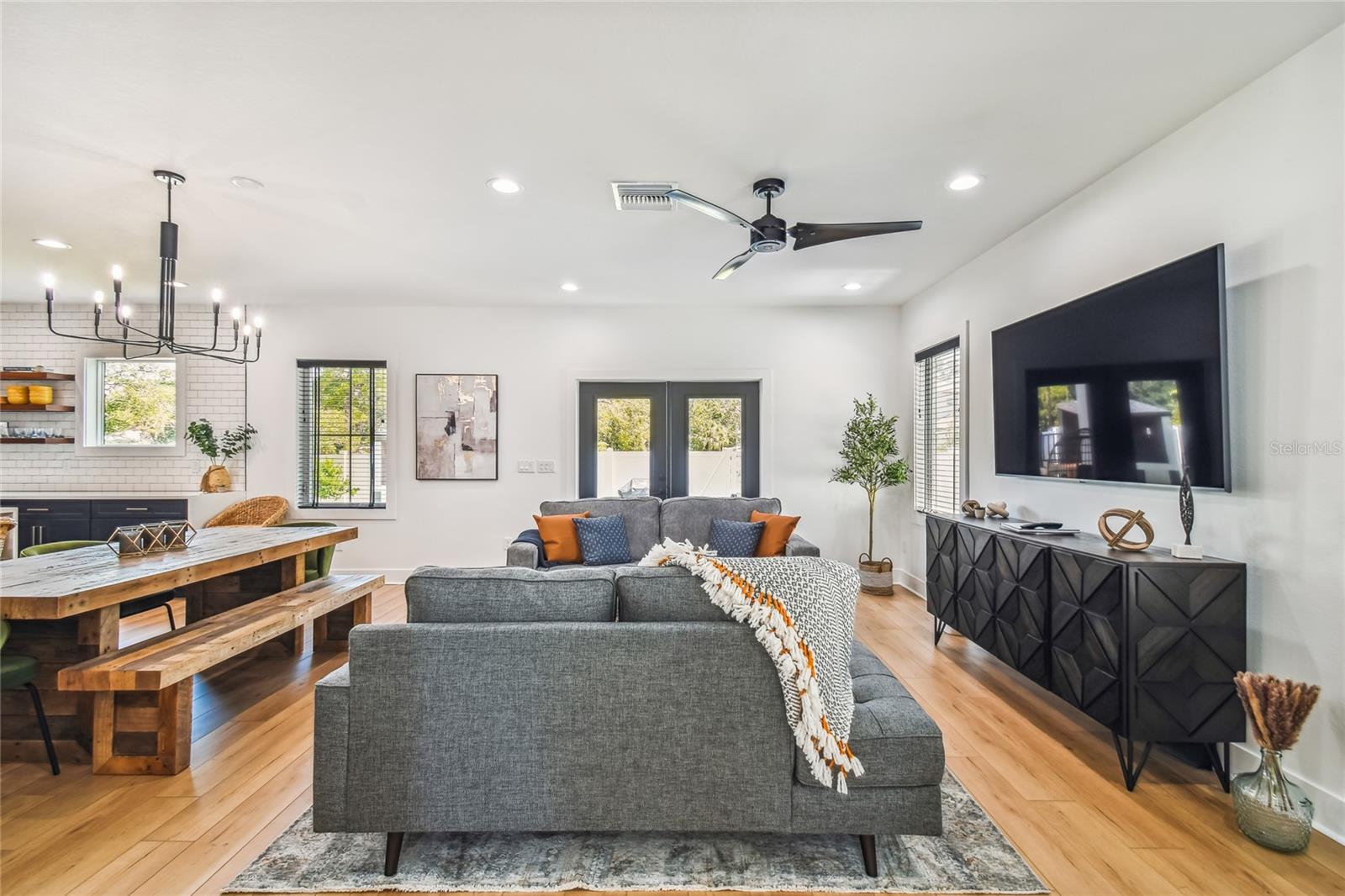 Image 7 of 54 For 4119 Boulevard