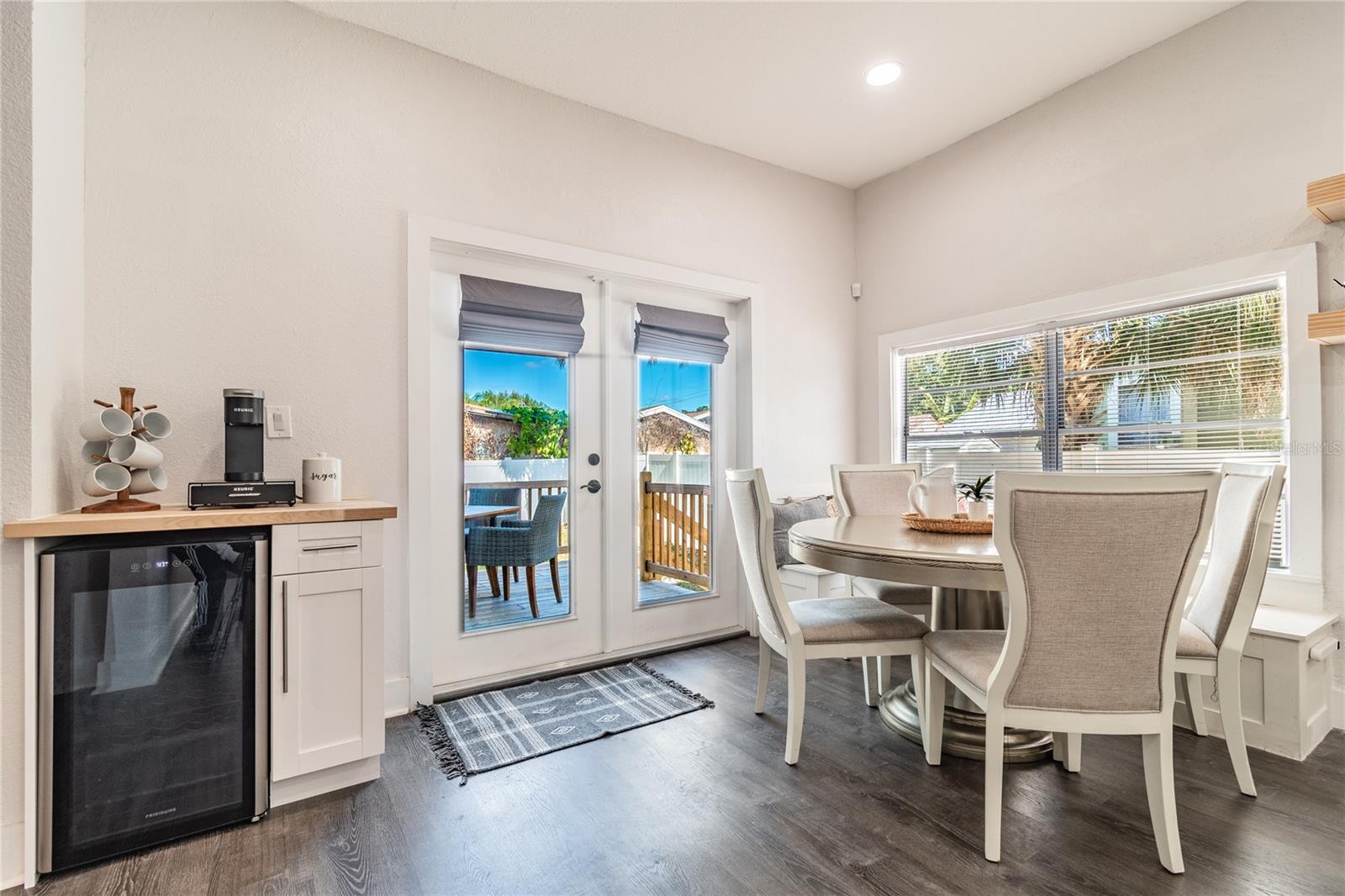 Listing photo id 22 for 1310 19th Avenue A