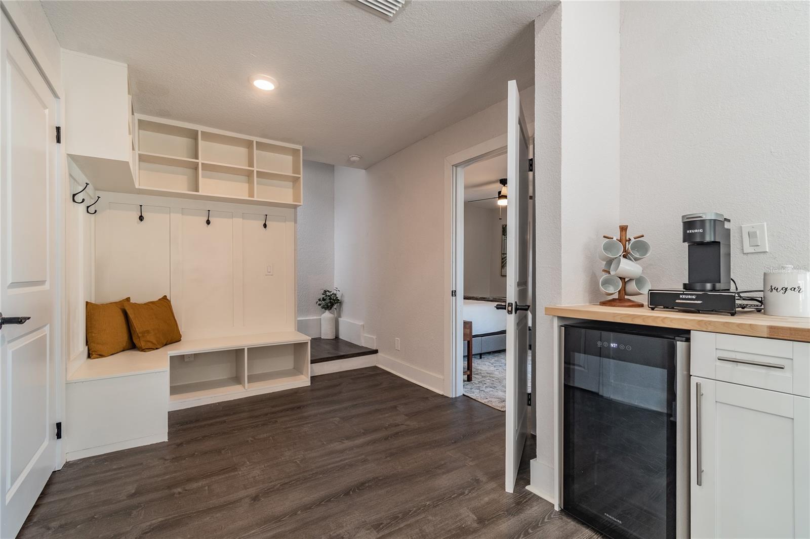 Listing photo id 24 for 1310 19th Avenue A