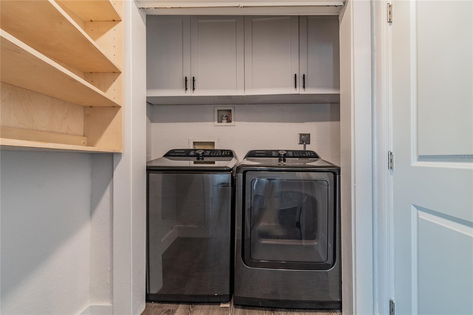 Listing photo id 25 for 1310 19th Avenue A