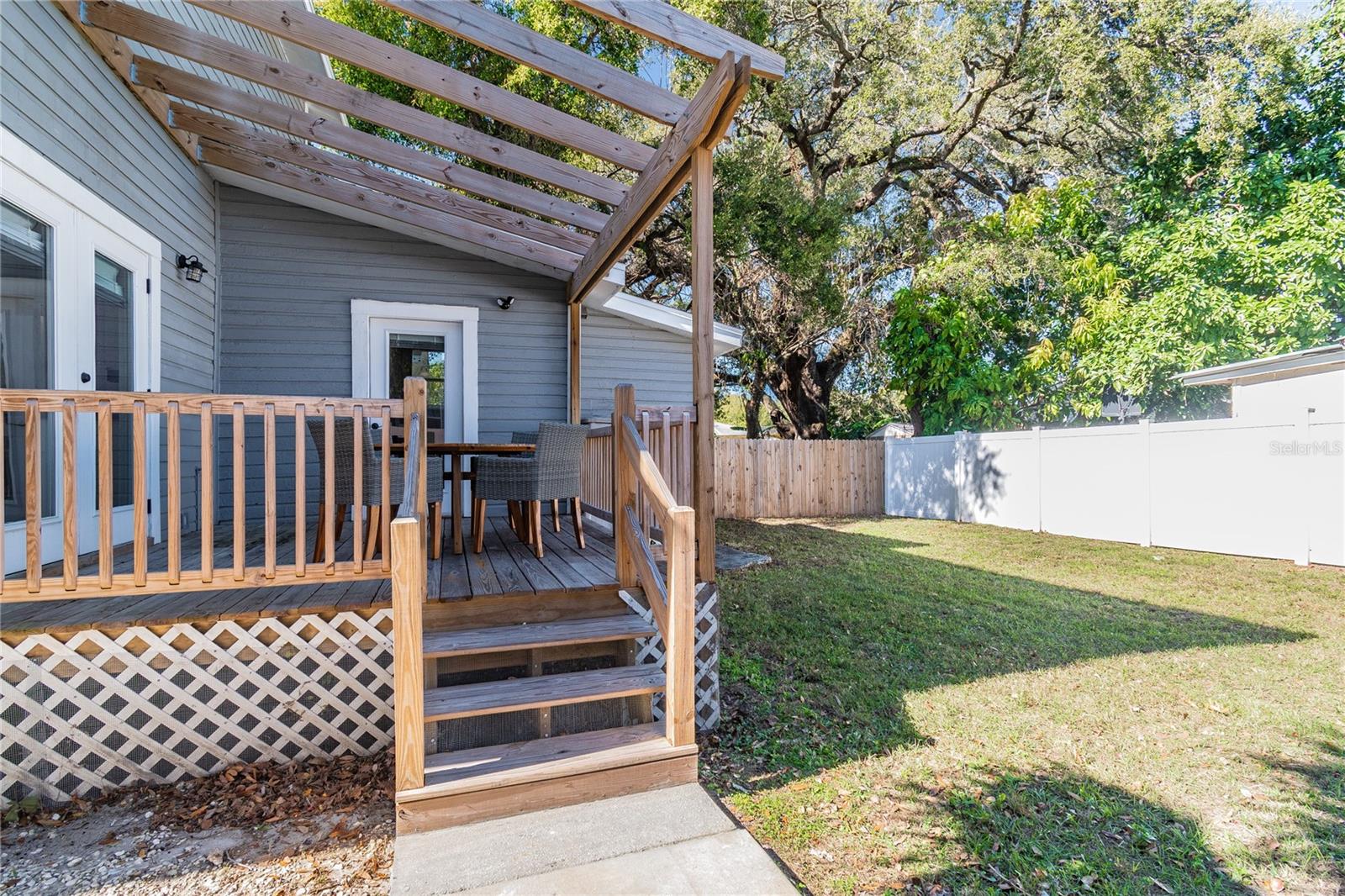 Listing photo id 30 for 1310 19th Avenue A