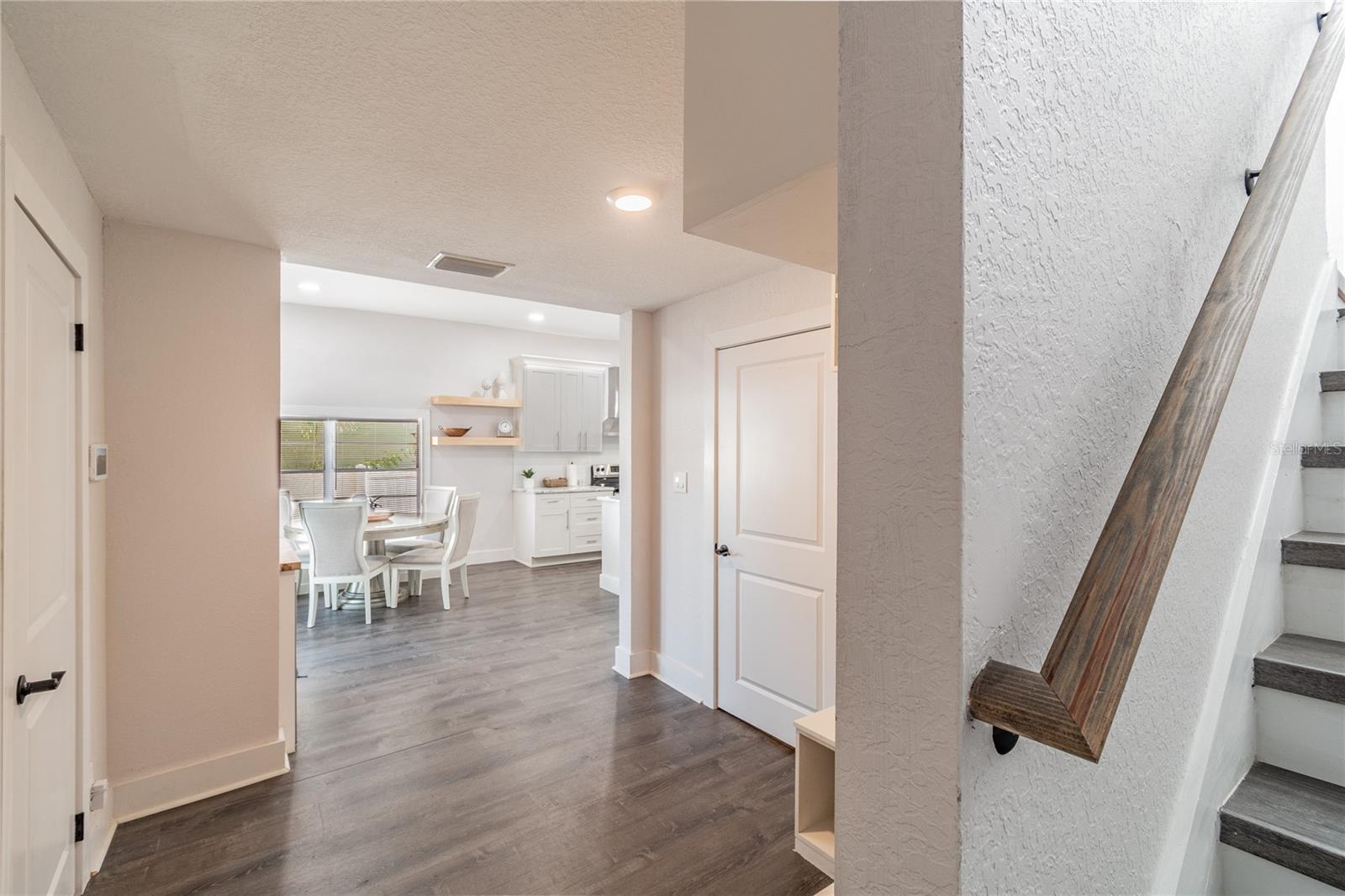 Listing photo id 34 for 1310 19th Avenue A