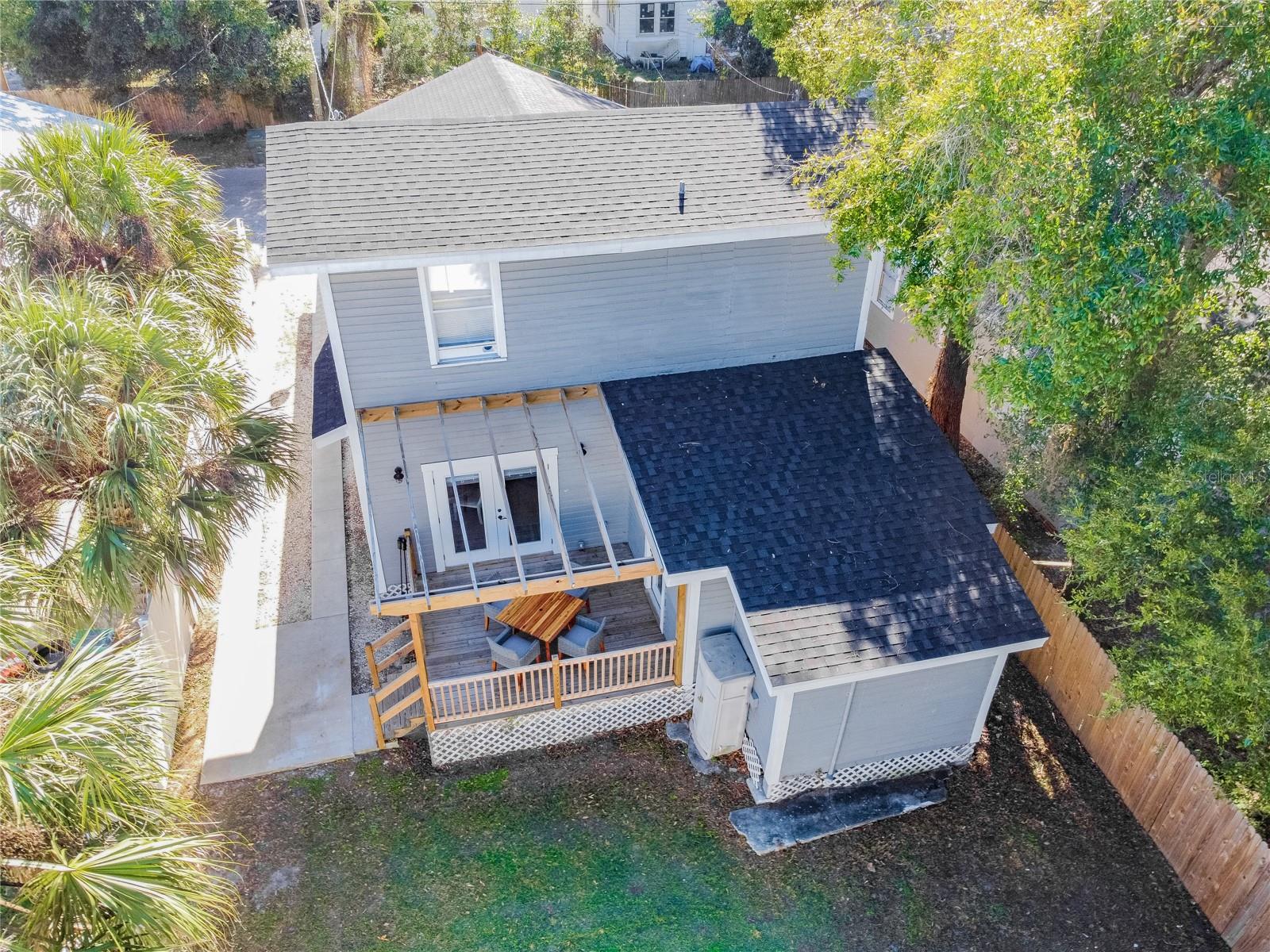 Listing photo id 46 for 1310 19th Avenue A