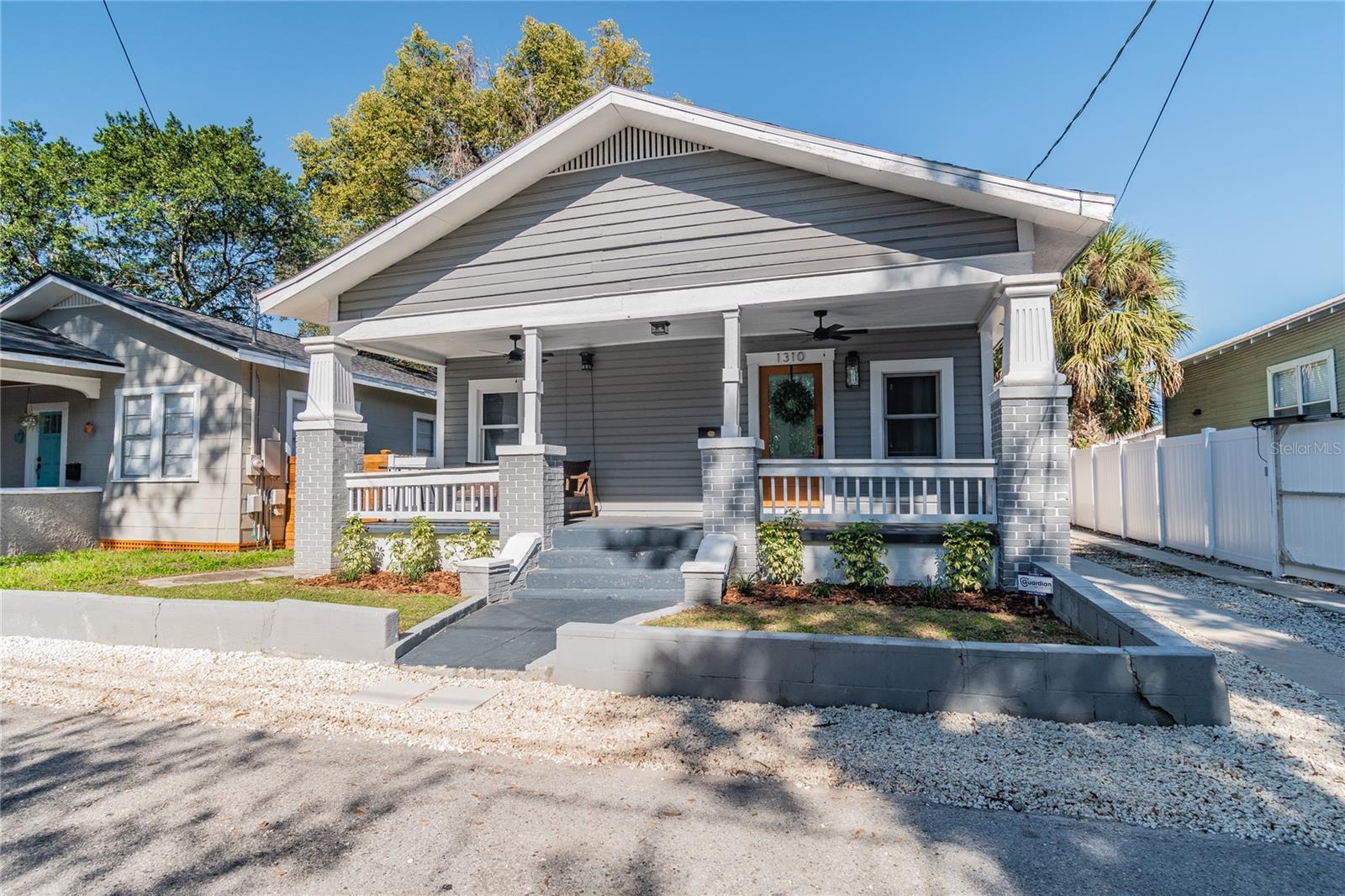 Listing photo id 48 for 1310 19th Avenue A