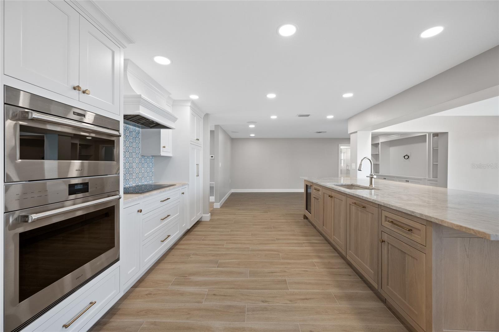 Image 16 of 75 For 6331 4th Palm Point