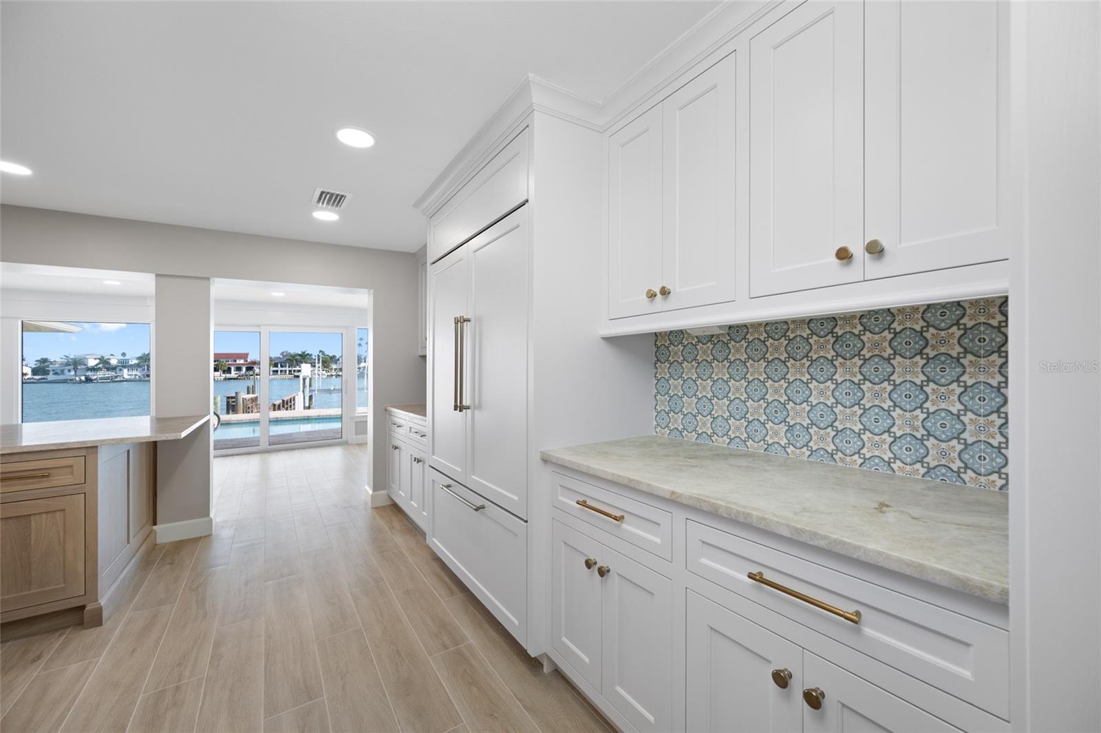 Image 21 of 75 For 6331 4th Palm Point