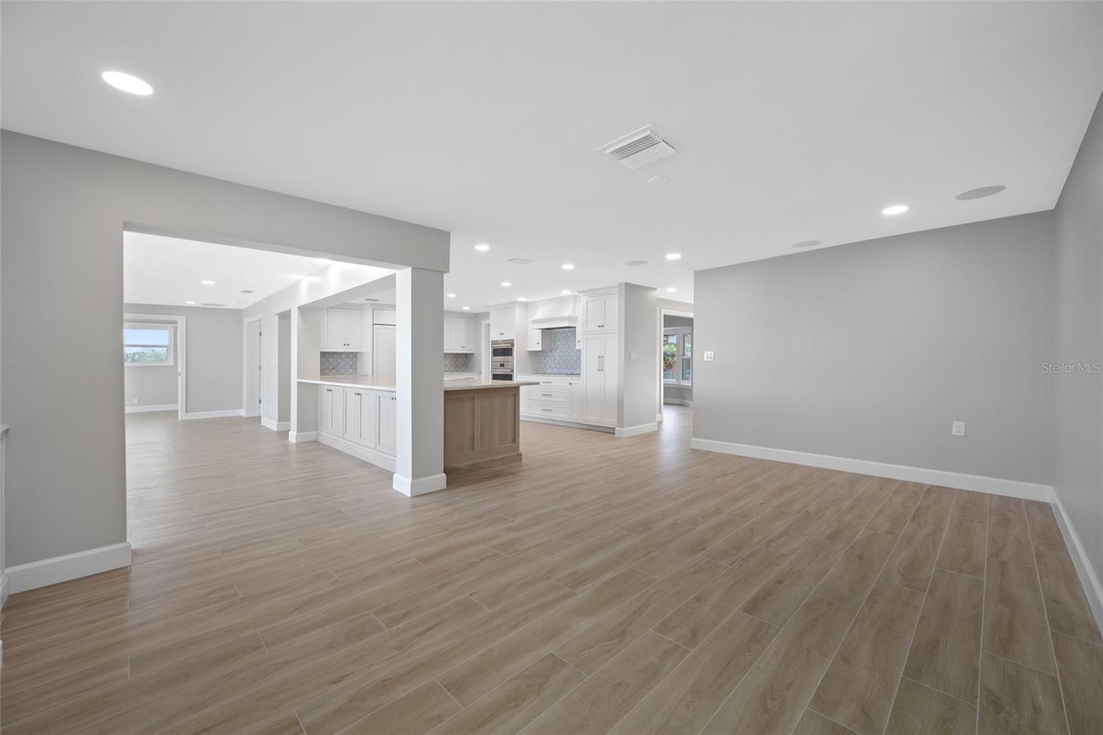 Image 24 of 75 For 6331 4th Palm Point