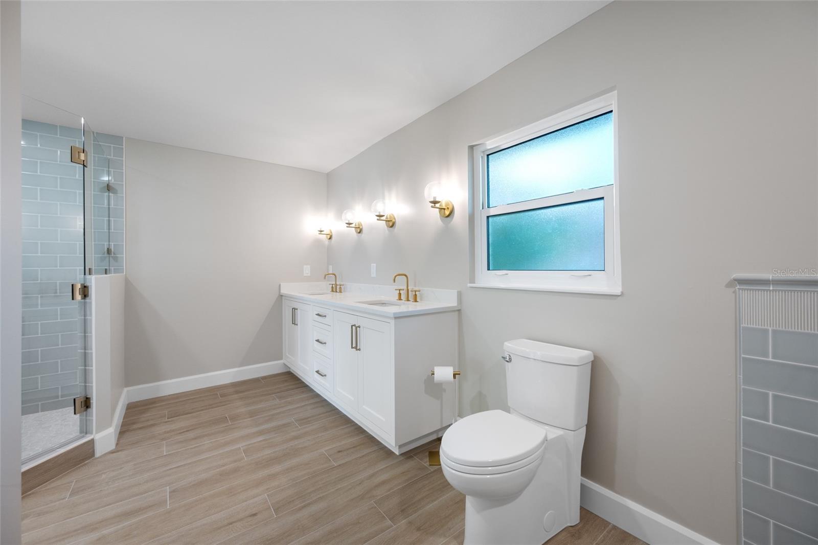 Image 35 of 75 For 6331 4th Palm Point