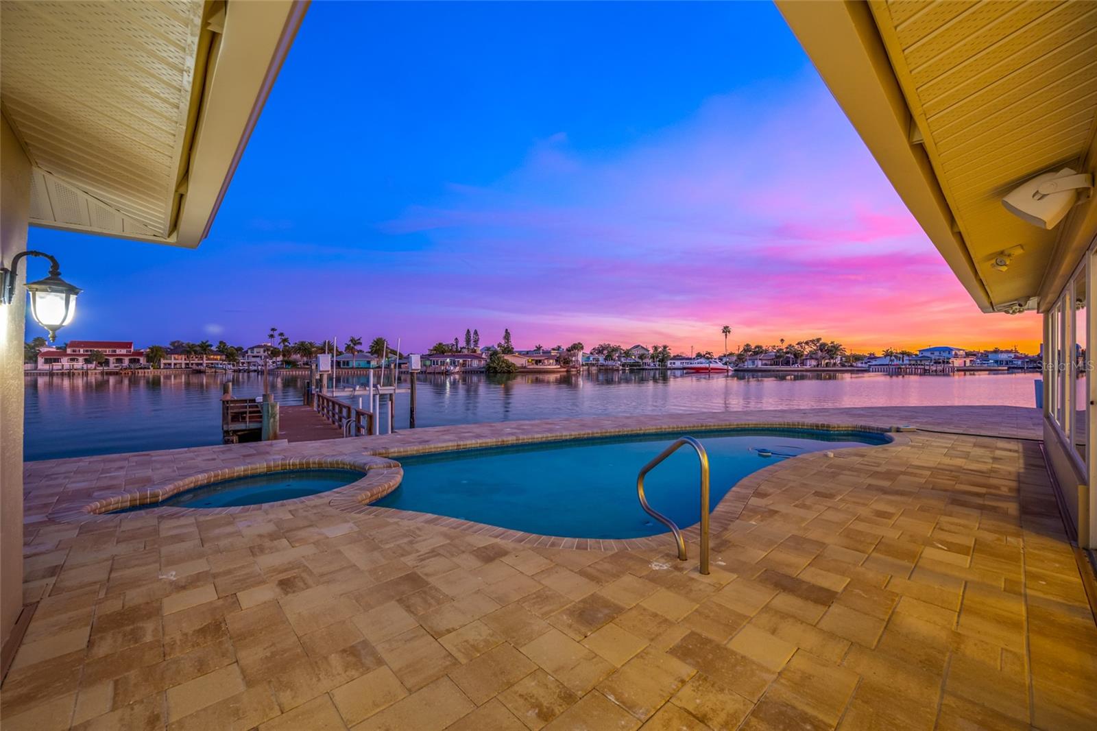 Image 72 of 75 For 6331 4th Palm Point