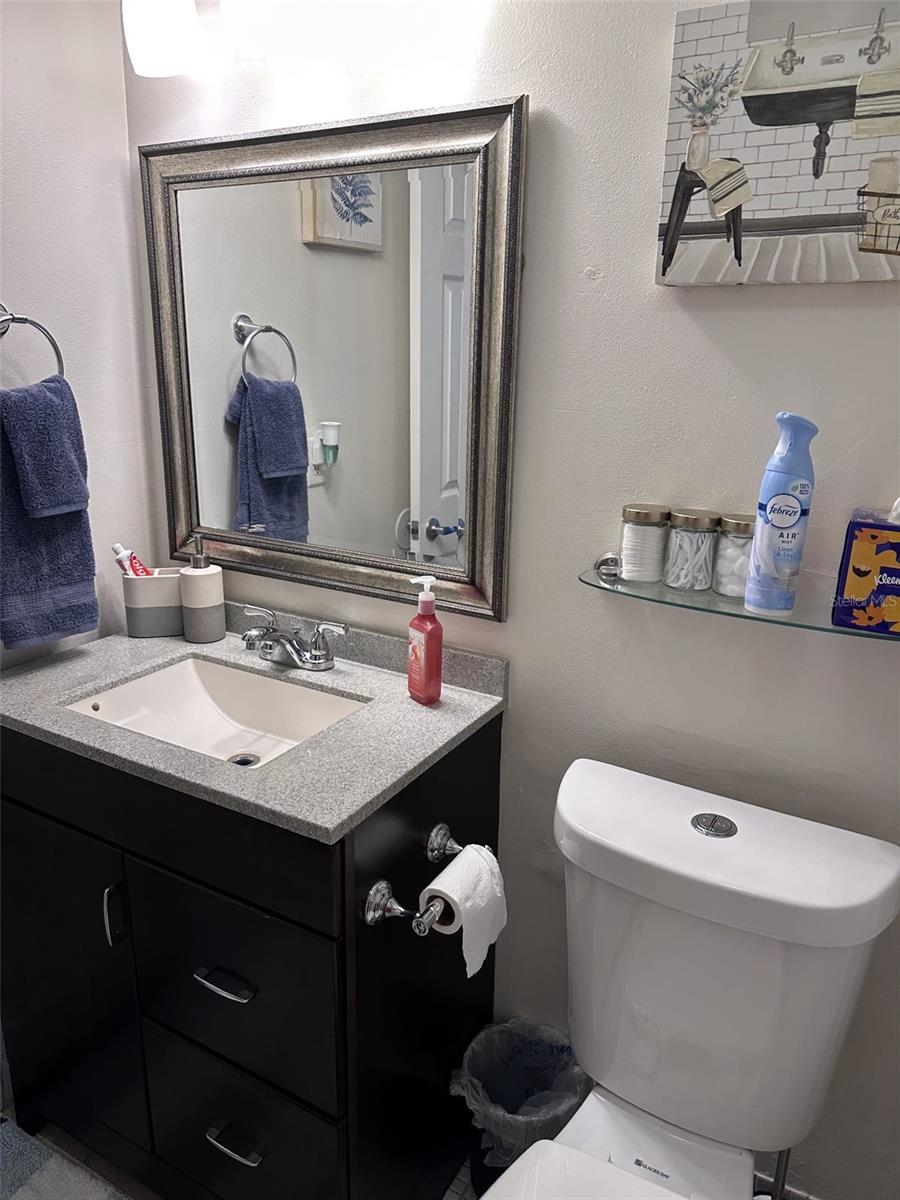 Image 5 of 9 For 6260 Falls Circle Drive 311