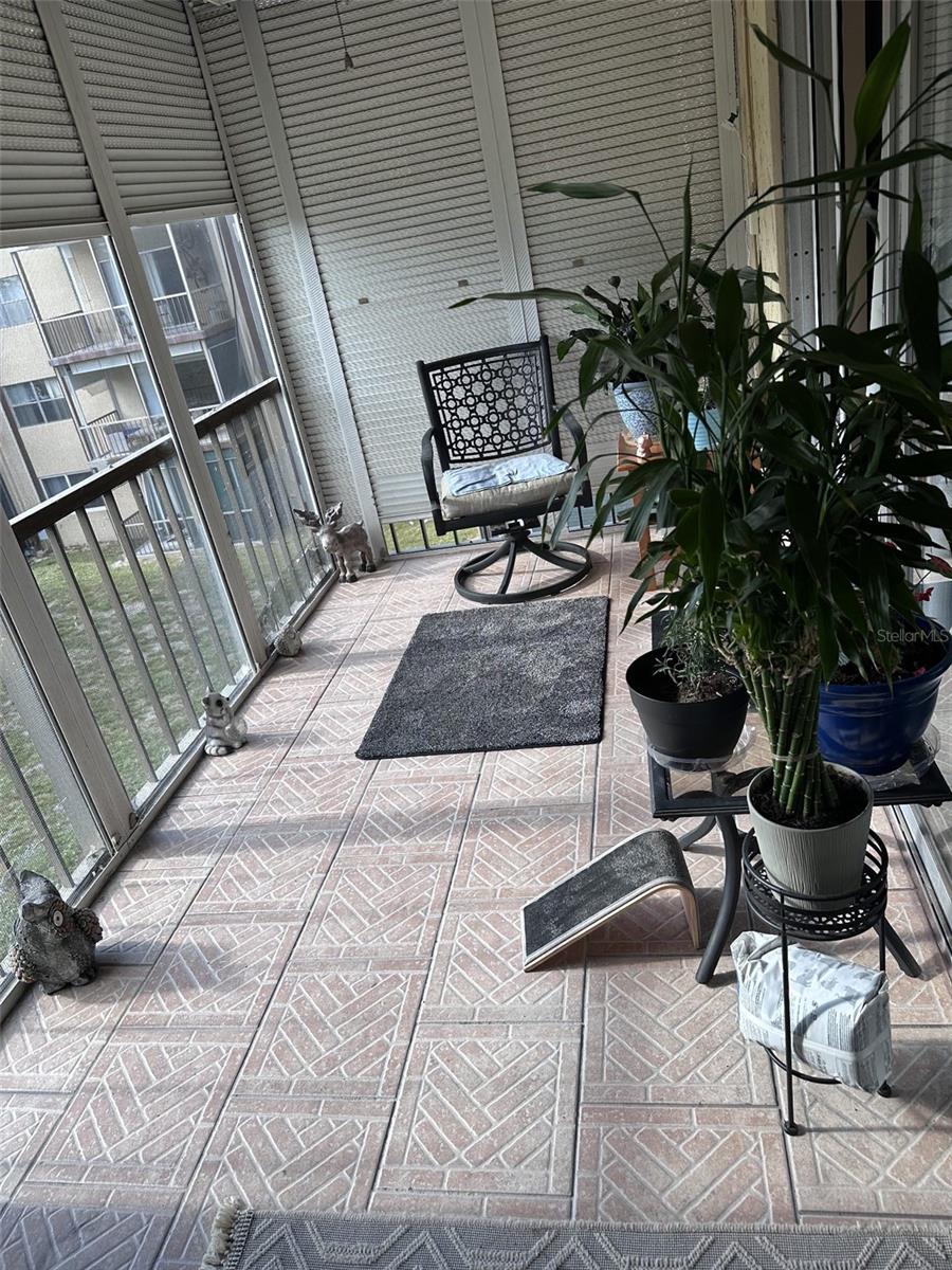 Image 9 of 9 For 6260 Falls Circle Drive 311