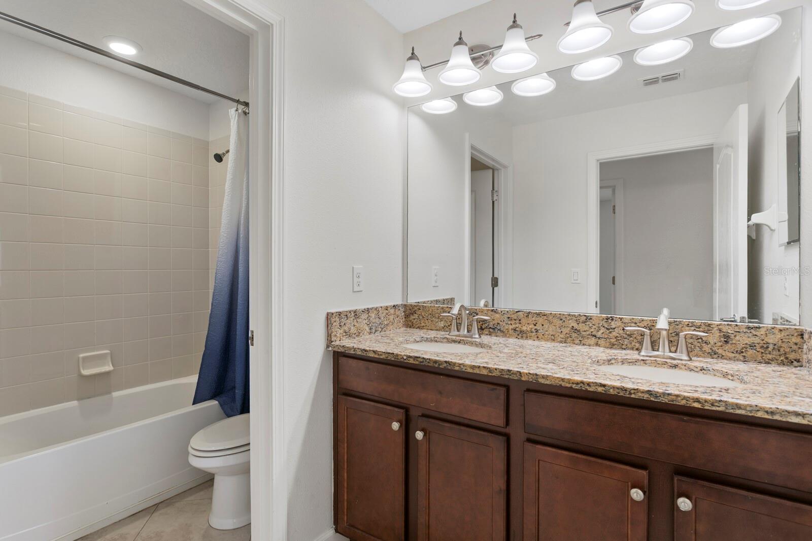 Image 27 of 54 For 19415 Paddock View Drive