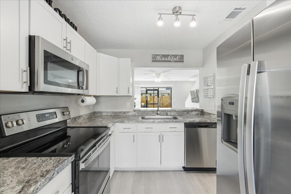 Image 3 of 44 For 1453 Highland Ridge Circle