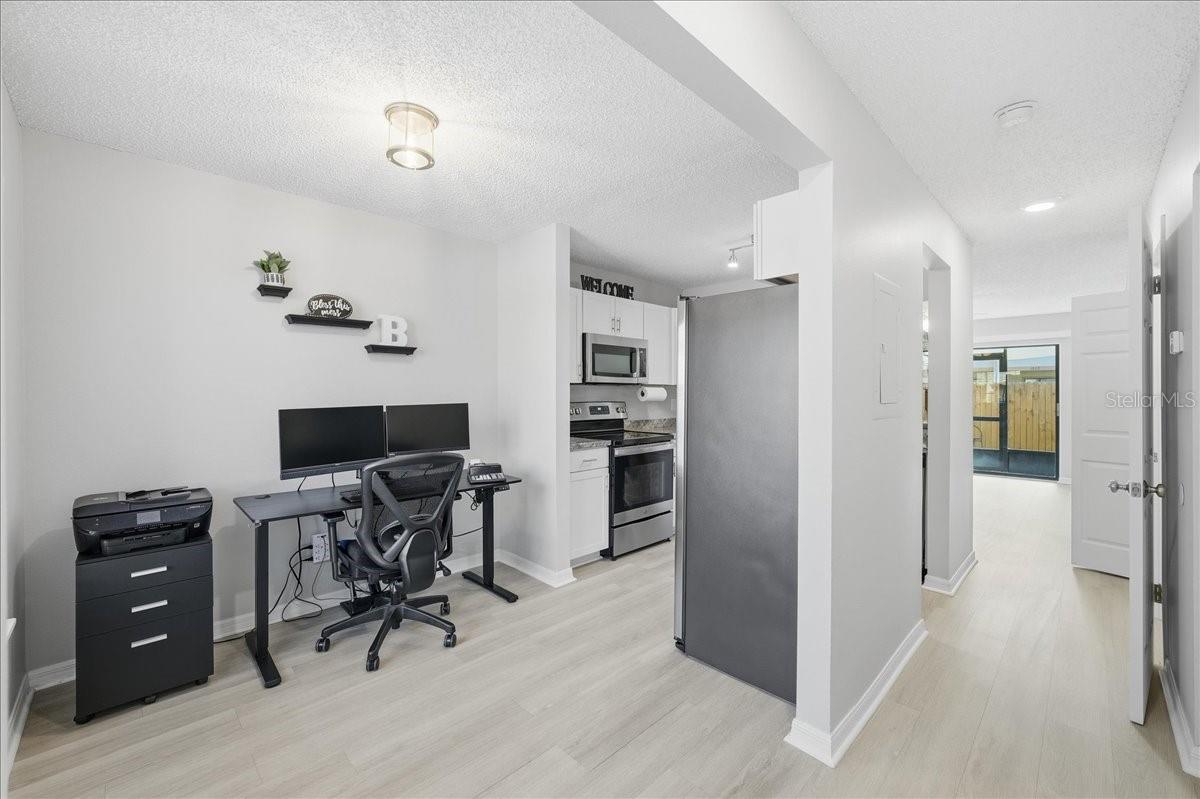 Image 9 of 44 For 1453 Highland Ridge Circle