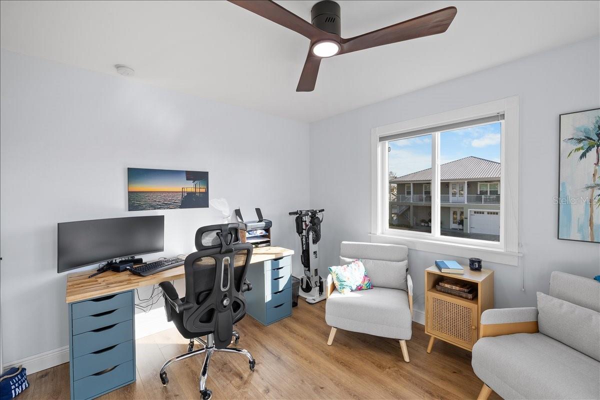 Image 26 of 47 For 4452 Kingston Drive