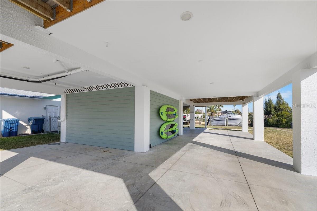 Image 35 of 47 For 4452 Kingston Drive