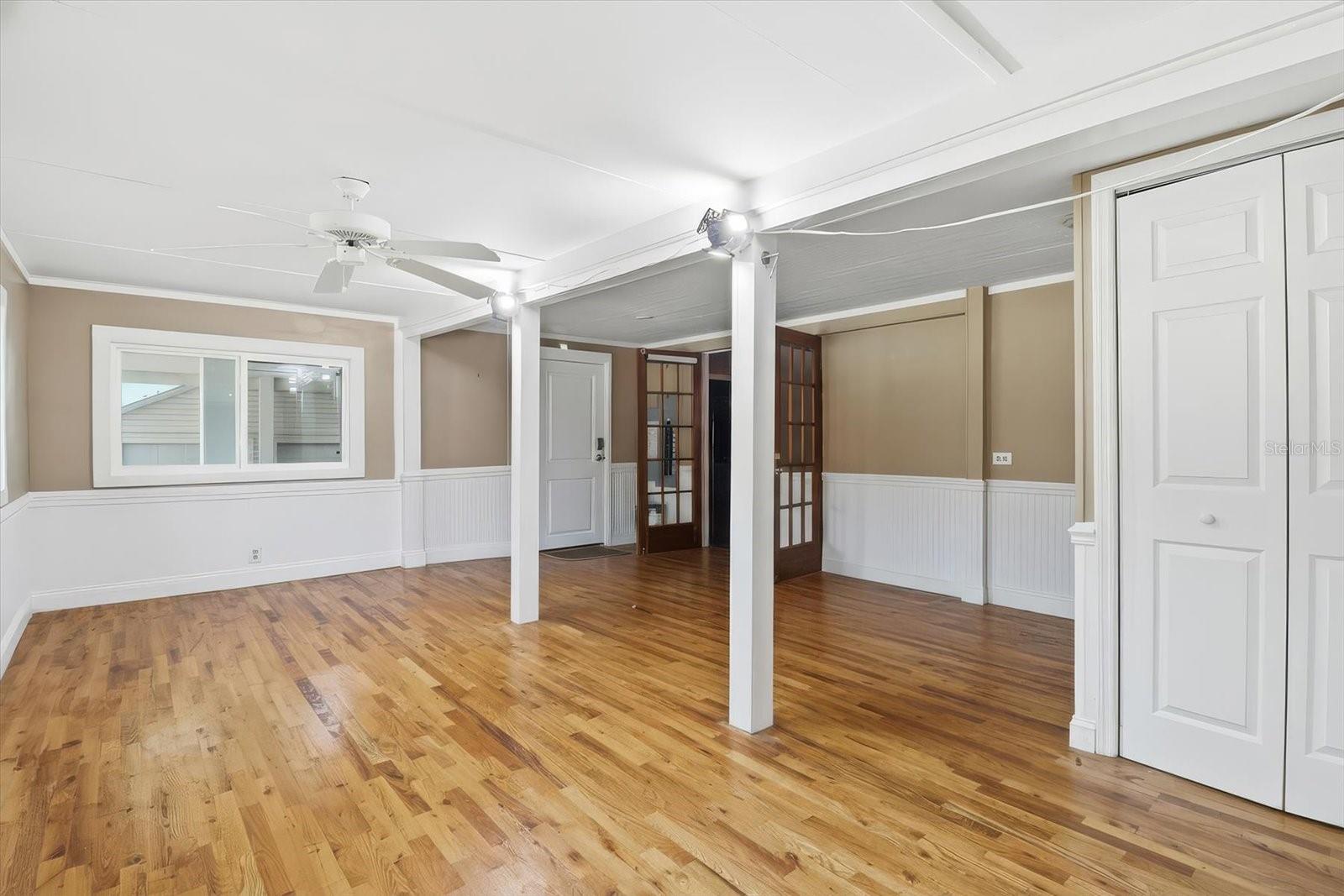 Image 16 of 45 For 5415 Riverside Drive