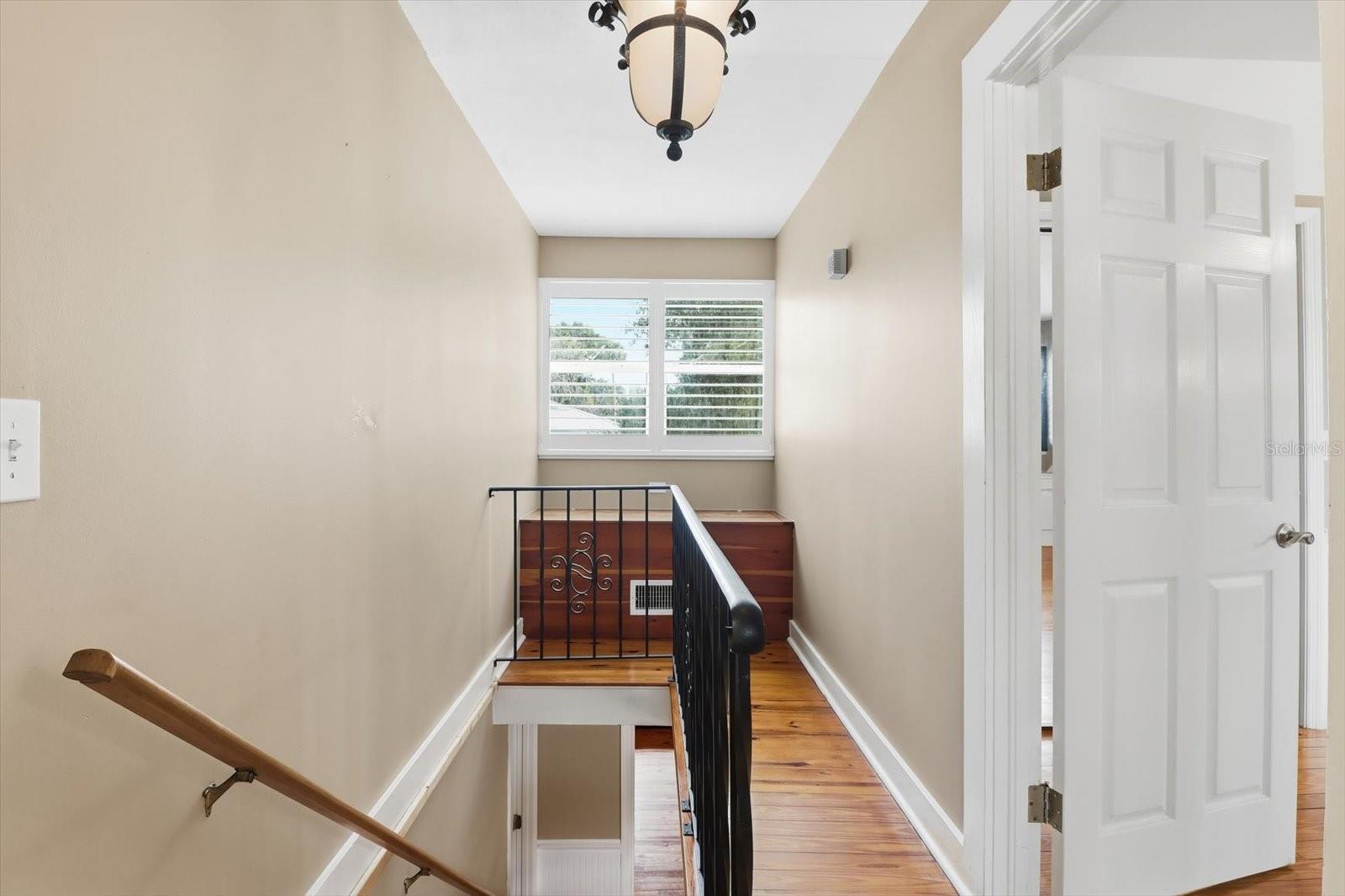 Image 20 of 45 For 5415 Riverside Drive