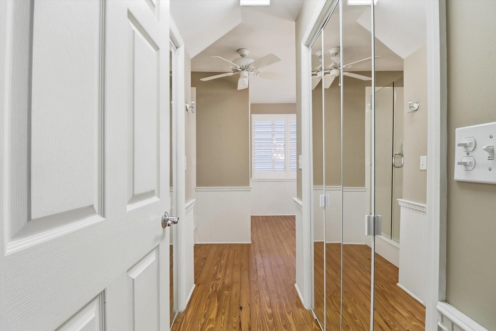 Image 27 of 45 For 5415 Riverside Drive