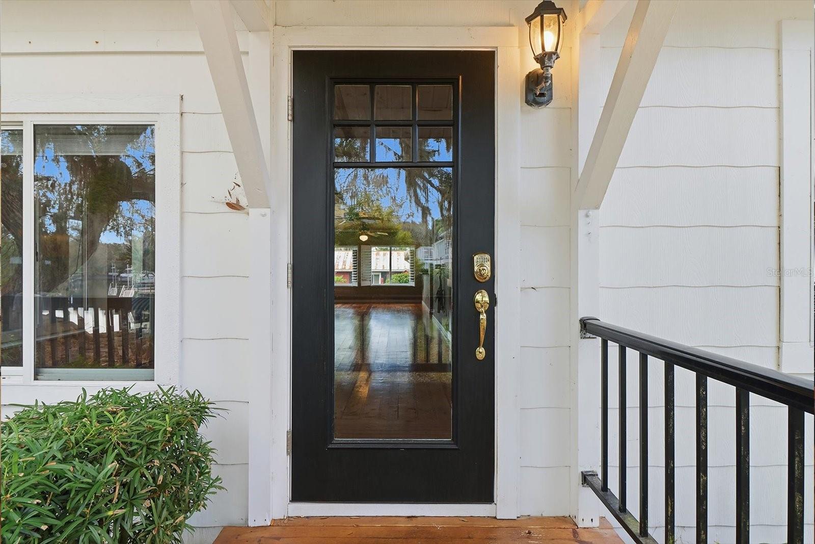 Image 4 of 45 For 5415 Riverside Drive