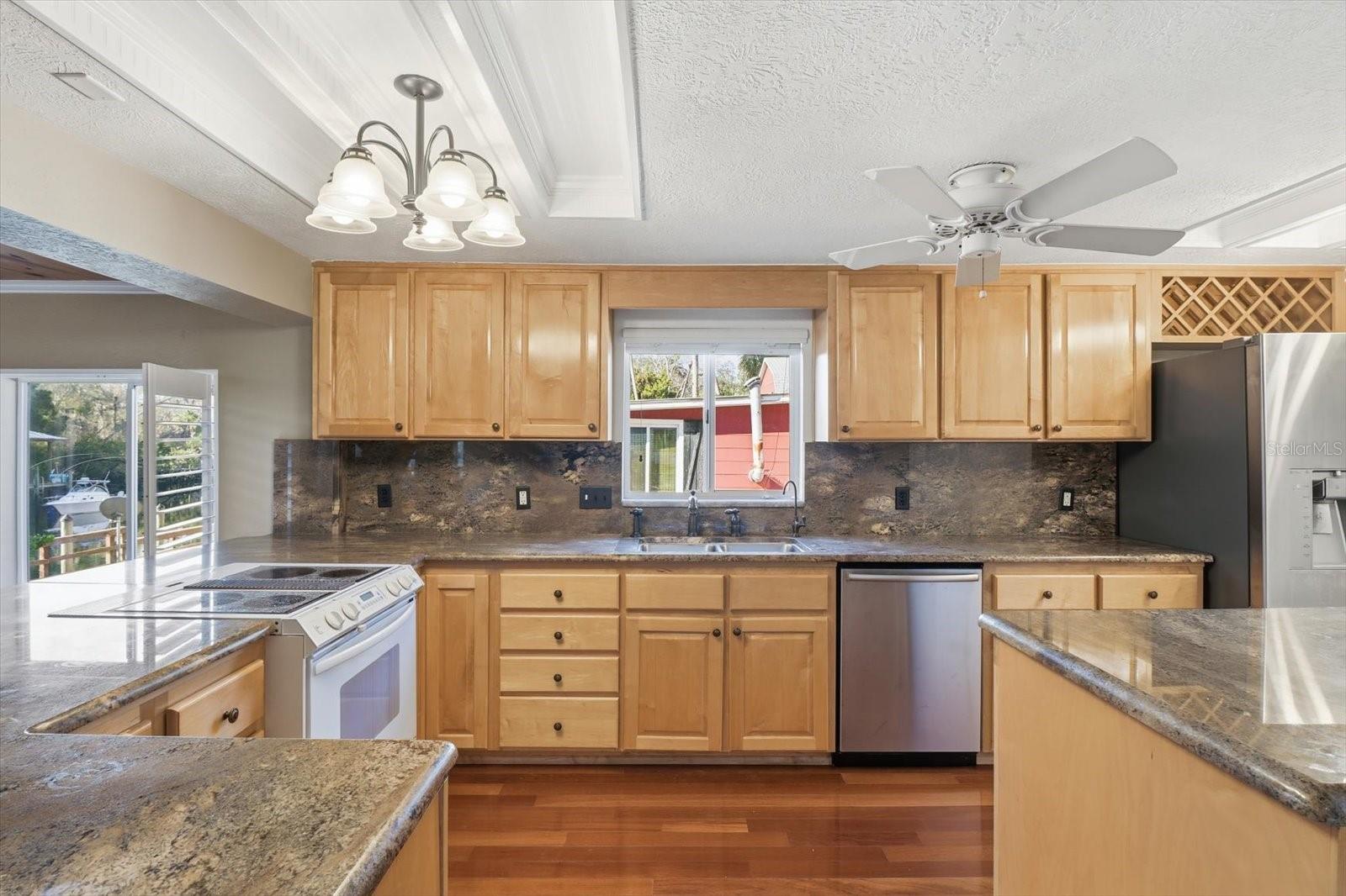 Image 9 of 45 For 5415 Riverside Drive