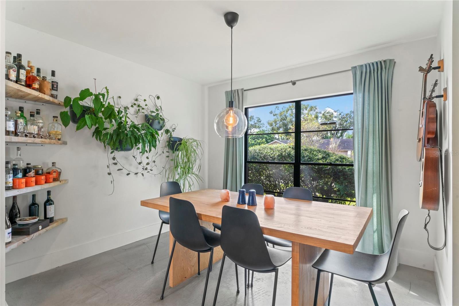 Image 28 of 62 For 16303 Calidonia Lane