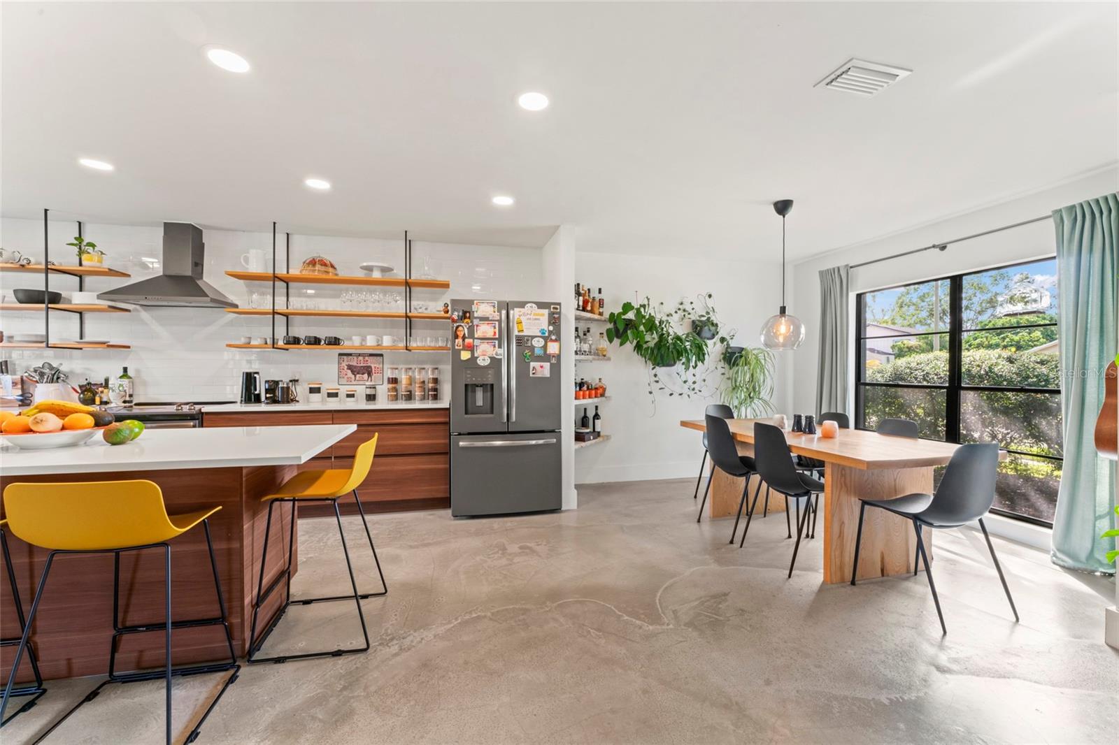 Image 31 of 62 For 16303 Calidonia Lane