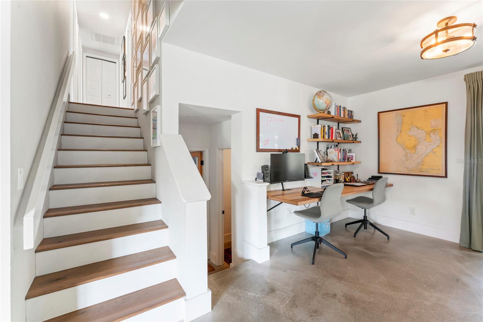 Image 33 of 62 For 16303 Calidonia Lane