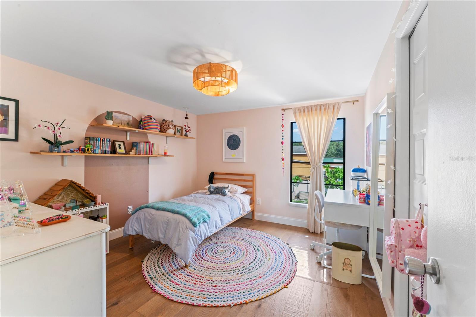 Image 43 of 62 For 16303 Calidonia Lane