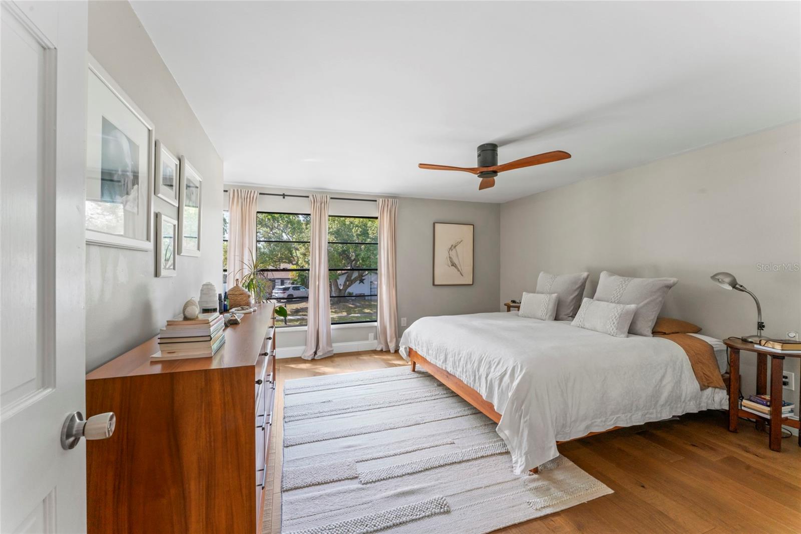 Image 45 of 62 For 16303 Calidonia Lane